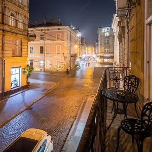 Classic Royal Apartment. Balcony And A/c Апартаменты