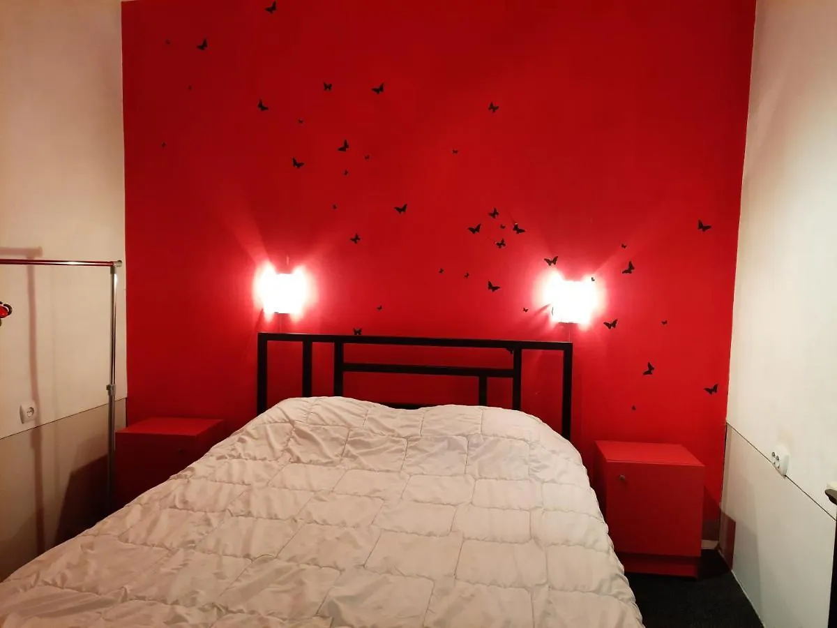 Midnight Cats' Apartment In Rynok Square Світло Є Завжди! Lviv 0*,